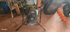 2 person gas auger for Rent