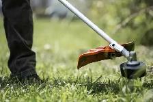 Now Hiring: Experienced Lawn Care Worker