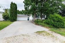 5 Bed, 2 Bath Home in Mitchell