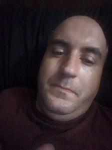 mover. looking for work. help people move.