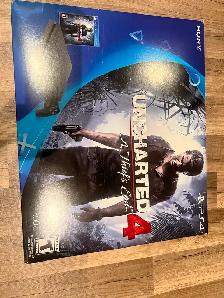 PlayStation 4   2 consoles  cooler