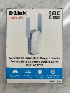 D-LINK AC1200 DUAL BAND WI-FI RANGE EXTENDER – NEVER USED