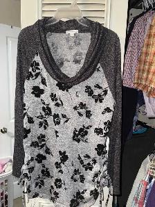 $5 brand names clothing almost new. downsizing. Plz check all ad