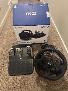 Logitech G923 Racing wheel