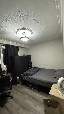 Private Room near Eglinton West Subway - $850 All-Inclusive