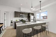 LUXURY 3 Bedroom Apartment! With Fitness Centre!