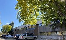 Shop place/Warehouse in South Edmonton for lease. Great location