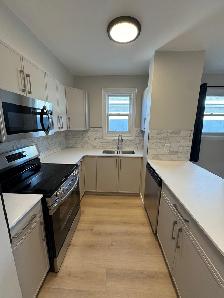 Pet Friendly 3 Bedroom Located in River View!