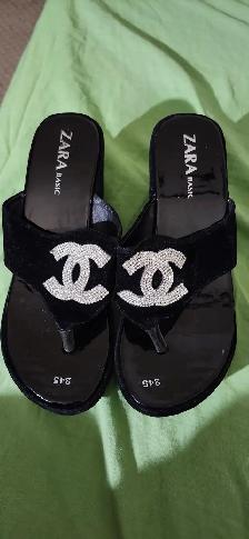 Brand NEW Ladies Sandal Platform Size 7