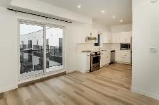 Luxury 1 Bedroom Apartment! With Fitness Centre!