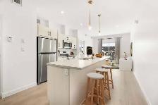 LUXURY 1 Bedroom Apartment! With Fitness Centre!