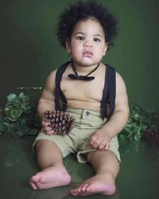 Affordable Newborn and Family Photographer