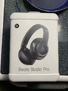 Beats Studio Pro Black