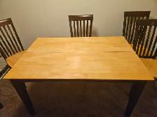 Solid teak expanding dining Table with 6 chairs