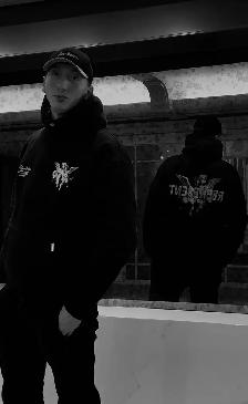 Looking for Full-time Job (Not Hiring)