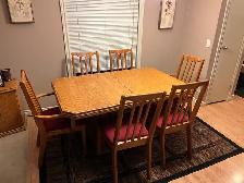 Oak Dining Table & Chairs
