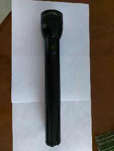 MAG-LITE  LED Flashlight