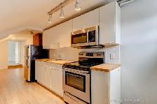 Charming 3rd Floor Apartment for Rent – Bathurst & Dupont
