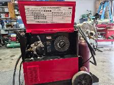 Lincoln Power Mig 215