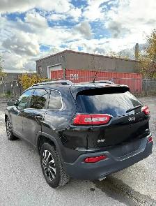 JEEP CHEROKEE 4K - USED BUT LIKE A NEW CAR!! - Photo 3