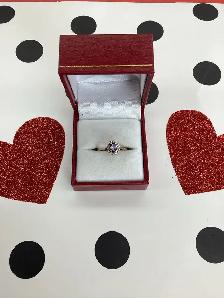 bague en or avec pierre violette - Photo 2