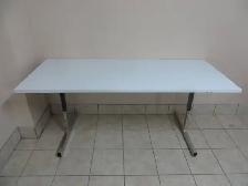 Adjustable Height Computer Table