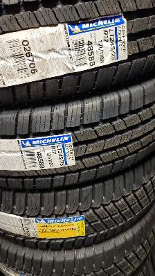 305/40R20 - 1200$ New Michelin Alpin 5 SUV — Winter Performance