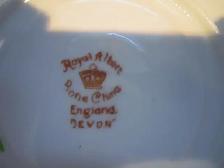 Royal Albert DEVON fine bone china - Photo 3