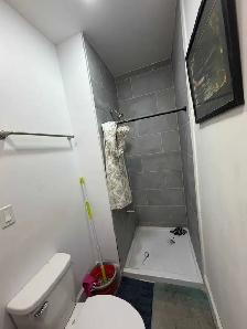 Private Bedroom - Photo 9