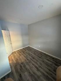 Private Bedroom - Photo 10