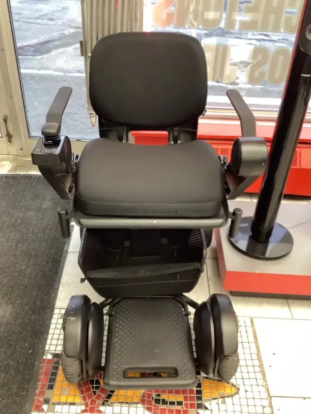 Quadriporteur électrique