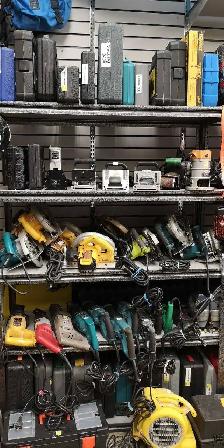 Outils divers à vendre