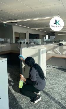 CLEANING SERVICES IN WINNIPEG - Photo 8