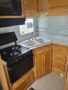 2002 camper for sale - Photo 3