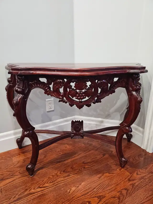 Antique accent table