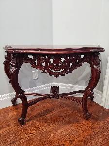 Antique accent table - Photo 2