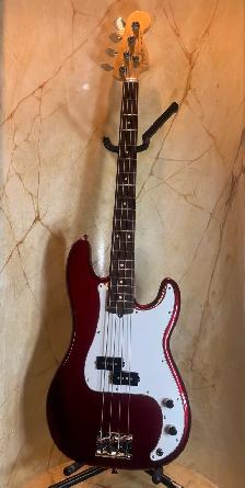 2013 Fender American Precision Bass - excellent c/w OHSC