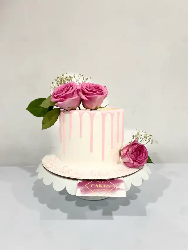 30th birthday cake ideas Milton 15-20 servings