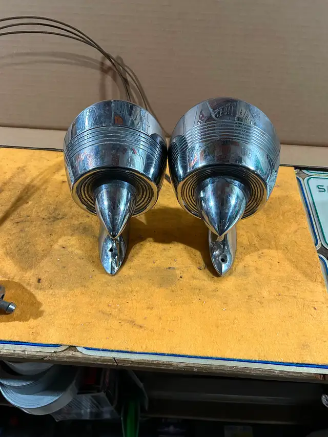 Vintage Ford car mirrors