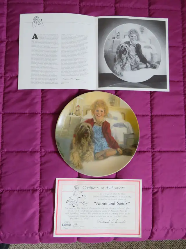 ANNIE AND SANDY COLLECTOR PLATE