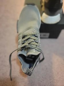 Adidas Joggers for Men Size 8 - Photo 3