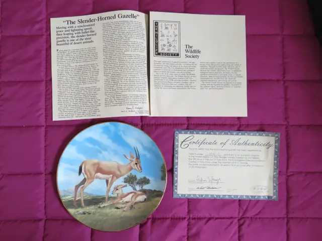 SLENDER-HORNED GAZELLE COLLECTOR PLATE