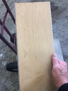 Vinyl plank flooring - Photo 2