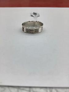 bague en argent à rayures