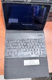 iPads for Sale - Photo 9