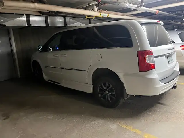 Wheelchair assist lift van