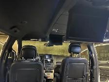 Wheelchair assist lift van - Photo 6