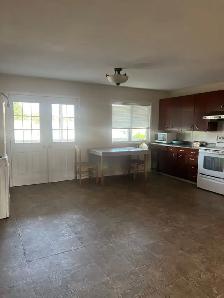 a bachelor with mountain view , near UBCO, Walmart for rent - Photo 10