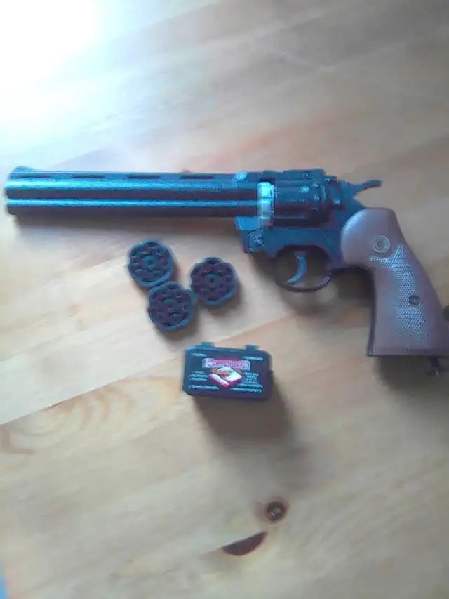 Older Crosman CO2 Air Pistol