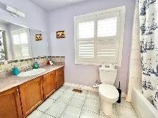 4 BED   4 BATH WITH FULLY FURNISHED BASEMENT HOME IN BRAMPTON - Photo 5